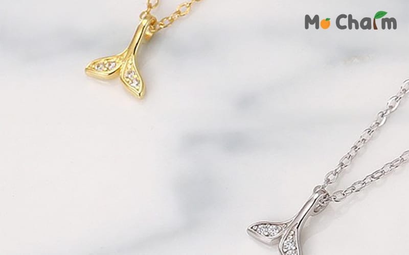 Người mệnh thủy đeo mặt dây chuyền hình gì? Mặt dây chuyền hình con cá 