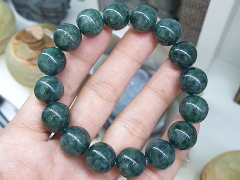Vòng tay phong thuỷ mệnh mộc giúp cân bằng năng lượng, thu hút may mắn