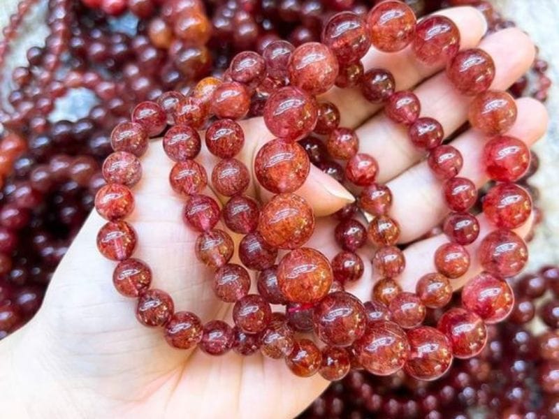 Đá thạch anh tóc đỏ